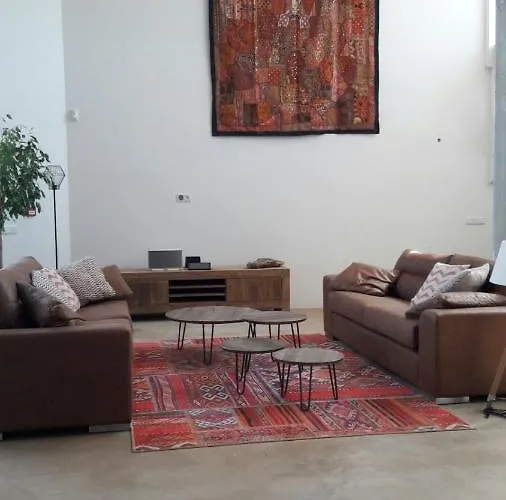 Frühstückspension Casa Mama Mia 4*